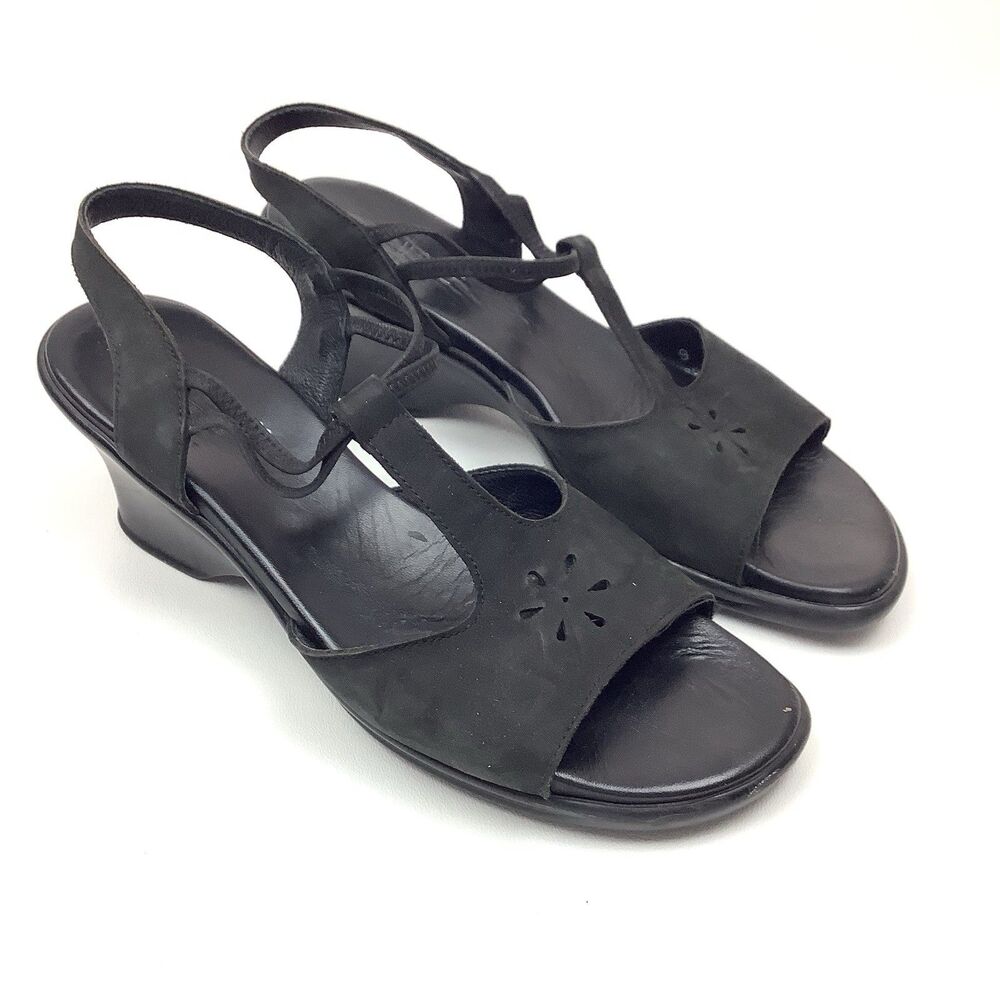 Munro American Black Nubuck Suede Wedge Sandal Shoes Slingback T-Strap Size 9 N